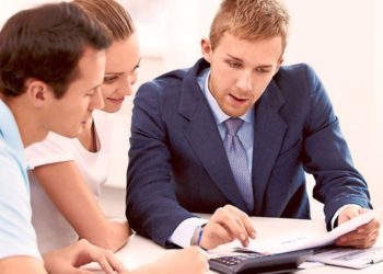 Kaufmann für Versicherungen und Finanzen : Eine Karriere im Finanzsektor