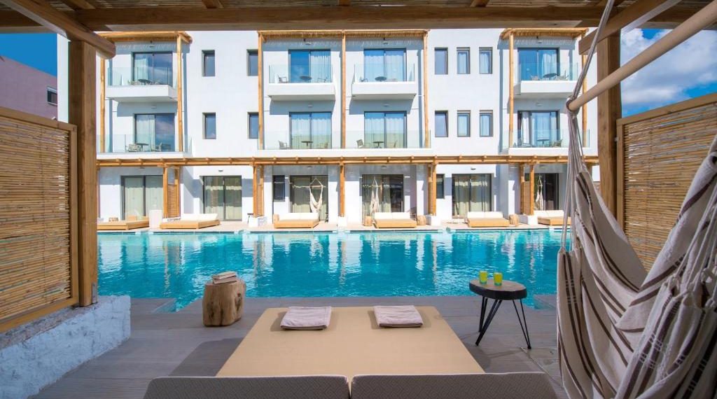 Paralos Lifestyle Beach: Ein Paradies für Erholung und Stil