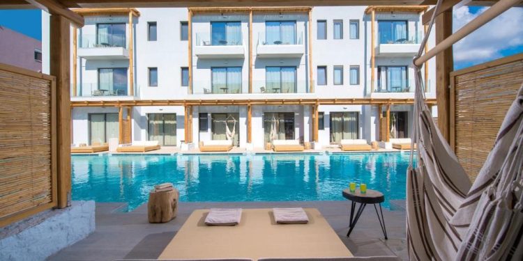 Paralos Lifestyle Beach: Ein Paradies für Erholung und Stil