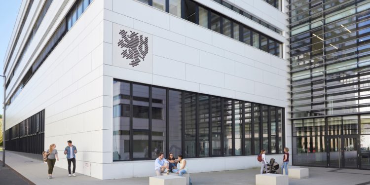 Webmail an der Universität Wuppertal: Digitale Kommunikation für Studierende und Lehrende