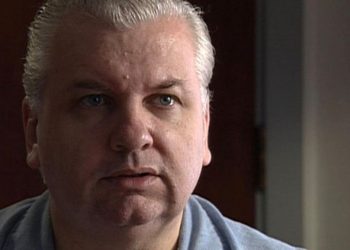 Michael Gacy: Ein Blick auf das Leben und die Verbrechen des Serienmörders