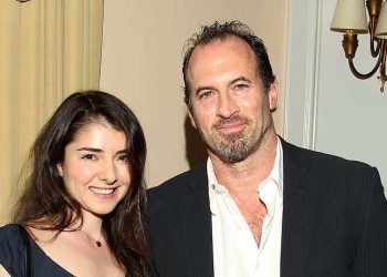 Kristine Saryan: Eine Inspirierende Stimme für den Wandel in der Kunstwelt