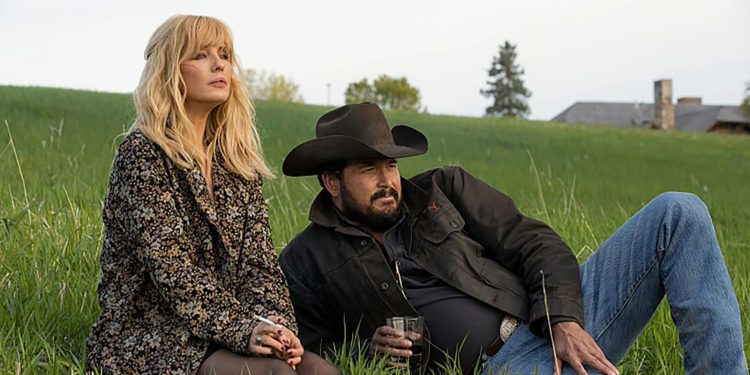 Melanie Olmstead: Eine Frau Hinter Den Kulissen Von Yellowstone