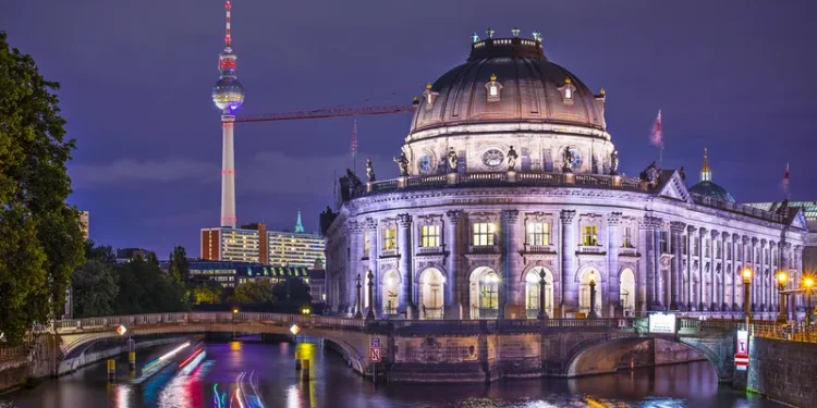 Berlin: Eine Stadt Der Unbegrenzten Möglichkeiten