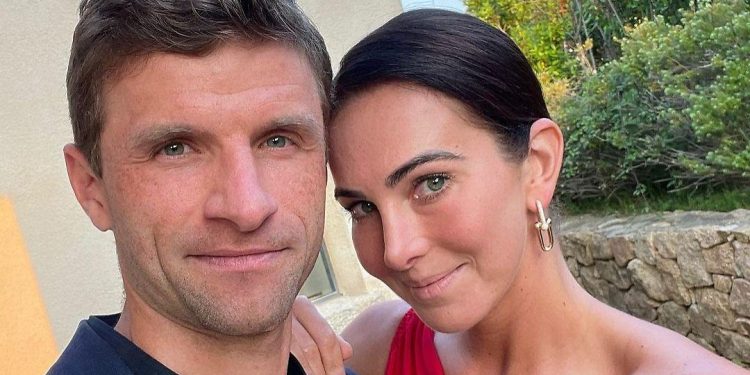 Lisa Müller: Einblicke In das Leben der Ehefrau Von Thomas Müller