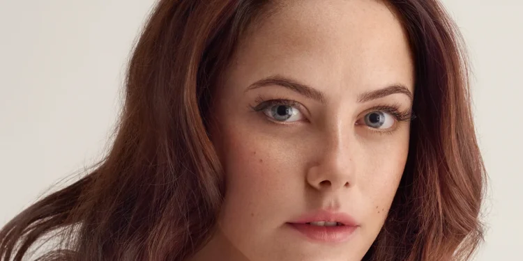 Kaya Scodelario: Eine britische Schauspielerin Auf Dem Weg Zum Erfolg