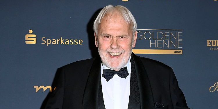Gunther Emmerlich: Ein Vielseitiges Talent Der Deutschen Kultur