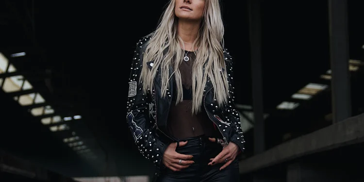 Christin Stark: Eine Reise Durch Das Leben Und Die Karriere Einer Aufstrebenden Sängerin