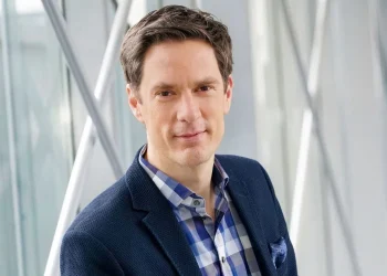 Till Nassif verheiratet: Ein Blick auf das Leben und die Karriere des außergewöhnlichen Talents