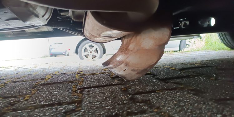 Was tun, wenn der Auspuff durchgerostet ist? Ein umfassender Leitfaden