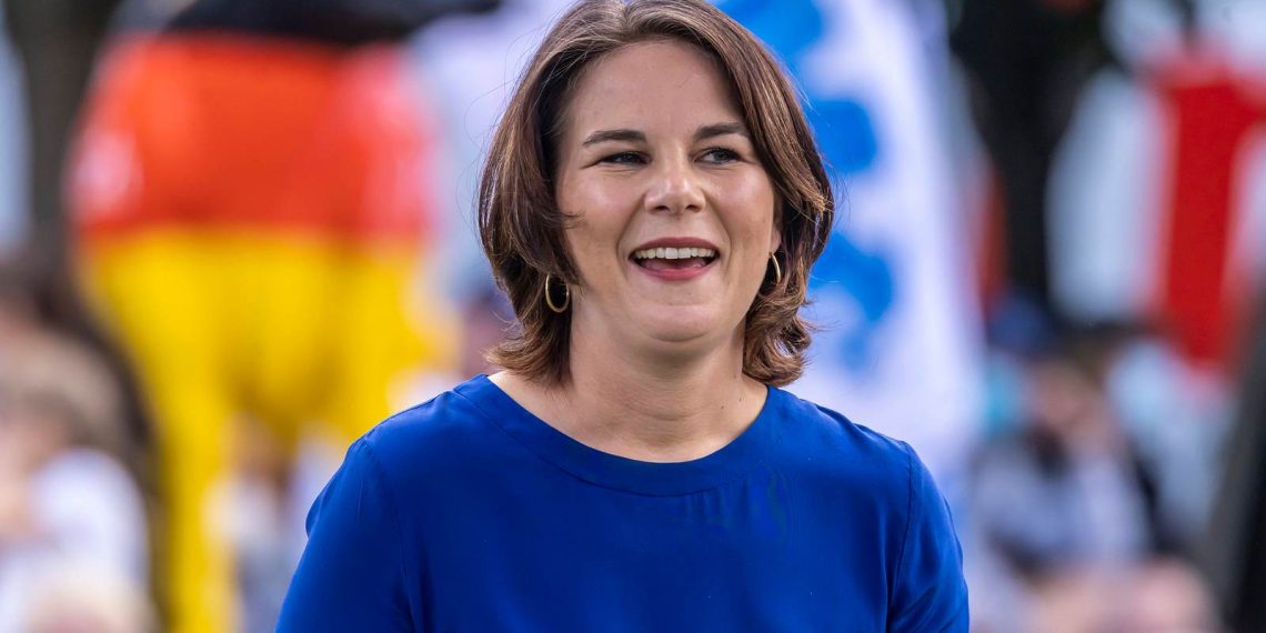 Annalena Baerbock Abgenommen: Ein Blick auf ihre Transformation und ihre Reise