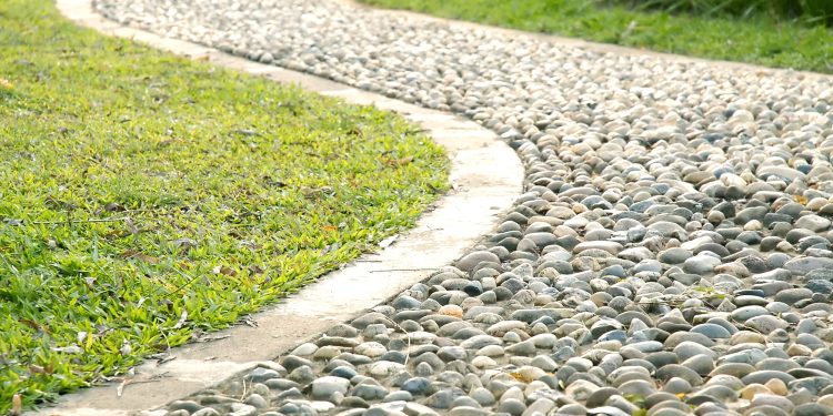 Gartenweg Ideen güenstig: Kreative und preiswerte Gestaltungsmöglichkeiten