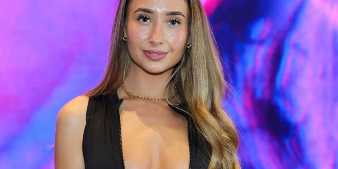 Lily Phillips